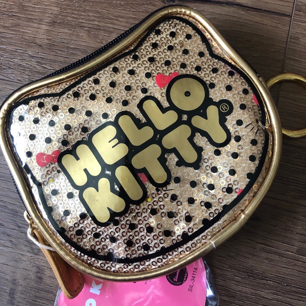 HELLO KITTY (Loungefly)-NWT Gold Clutch Bag - Picture 16 of 16
